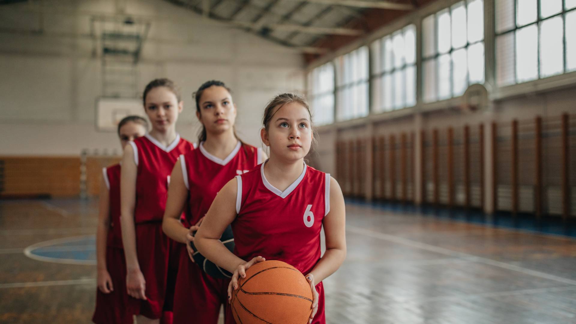Pratique d'activité intensive sportive ou créative pour pouvoir réaliser l'instruction en famille
